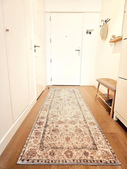 Chic En Plein Apartment *